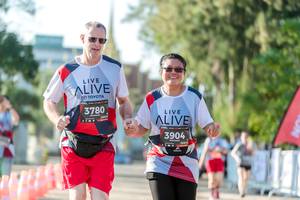 BIB: 3780, 3904
                            <button type="button" onclick="openModal(6564224)" class="btn btn-primary btn-sm float-right btn-popup" data-toggle="modal" data-target=".modal-high-quality">
                        <i class="fas fa-shopping-cart"></i> Add to Cart
                    </button>
                                            <button type="button" onclick="isThisMe(6564224, true)" class="btn btn-success btn-sm float-right btn-popup btn-isme hidden" data-toggle="tooltip" data-placement="bottom" title="นี่คือรูปของคุณใช่ไหม คลิกที่นี่เพื่อเอาเข้าอัลบั้ม">
                        <i class="fas fa-plus"></i> Add to album
                    </button>
                    <button type="button" onclick="isThisMe(6564224, false)" class="btn btn-warning btn-sm float-right btn-popup btn-isnotme hidden">
                        <i class="fas fa-ban"></i> Remove from album
                    </button>