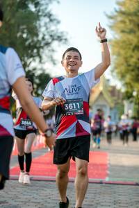 BIB: 3611, 124, 3844
                            <button type="button" onclick="openModal(6551460)" class="btn btn-primary btn-sm float-right btn-popup" data-toggle="modal" data-target=".modal-high-quality">
                        <i class="fas fa-shopping-cart"></i> Add to Cart
                    </button>
                                            <button type="button" onclick="isThisMe(6551460, true)" class="btn btn-success btn-sm float-right btn-popup btn-isme hidden" data-toggle="tooltip" data-placement="bottom" title="นี่คือรูปของคุณใช่ไหม คลิกที่นี่เพื่อเอาเข้าอัลบั้ม">
                        <i class="fas fa-plus"></i> Add to album
                    </button>
                    <button type="button" onclick="isThisMe(6551460, false)" class="btn btn-warning btn-sm float-right btn-popup btn-isnotme hidden">
                        <i class="fas fa-ban"></i> Remove from album
                    </button>