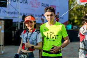 BIB: 3076
                            <button type="button" onclick="openModal(6568876)" class="btn btn-primary btn-sm float-right btn-popup" data-toggle="modal" data-target=".modal-high-quality">
                        <i class="fas fa-shopping-cart"></i> Add to Cart
                    </button>
                                            <button type="button" onclick="isThisMe(6568876, true)" class="btn btn-success btn-sm float-right btn-popup btn-isme hidden" data-toggle="tooltip" data-placement="bottom" title="นี่คือรูปของคุณใช่ไหม คลิกที่นี่เพื่อเอาเข้าอัลบั้ม">
                        <i class="fas fa-plus"></i> Add to album
                    </button>
                    <button type="button" onclick="isThisMe(6568876, false)" class="btn btn-warning btn-sm float-right btn-popup btn-isnotme hidden">
                        <i class="fas fa-ban"></i> Remove from album
                    </button>