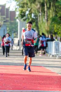 BIB: 3762
                            <button type="button" onclick="openModal(6561276)" class="btn btn-primary btn-sm float-right btn-popup" data-toggle="modal" data-target=".modal-high-quality">
                        <i class="fas fa-shopping-cart"></i> Add to Cart
                    </button>
                                            <button type="button" onclick="isThisMe(6561276, true)" class="btn btn-success btn-sm float-right btn-popup btn-isme hidden" data-toggle="tooltip" data-placement="bottom" title="นี่คือรูปของคุณใช่ไหม คลิกที่นี่เพื่อเอาเข้าอัลบั้ม">
                        <i class="fas fa-plus"></i> Add to album
                    </button>
                    <button type="button" onclick="isThisMe(6561276, false)" class="btn btn-warning btn-sm float-right btn-popup btn-isnotme hidden">
                        <i class="fas fa-ban"></i> Remove from album
                    </button>