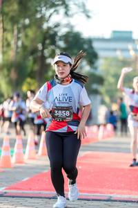 BIB: 3858, 128, 
                            <button type="button" onclick="openModal(6556270)" class="btn btn-primary btn-sm float-right btn-popup" data-toggle="modal" data-target=".modal-high-quality">
                        <i class="fas fa-shopping-cart"></i> Add to Cart
                    </button>
                                            <button type="button" onclick="isThisMe(6556270, true)" class="btn btn-success btn-sm float-right btn-popup btn-isme hidden" data-toggle="tooltip" data-placement="bottom" title="นี่คือรูปของคุณใช่ไหม คลิกที่นี่เพื่อเอาเข้าอัลบั้ม">
                        <i class="fas fa-plus"></i> Add to album
                    </button>
                    <button type="button" onclick="isThisMe(6556270, false)" class="btn btn-warning btn-sm float-right btn-popup btn-isnotme hidden">
                        <i class="fas fa-ban"></i> Remove from album
                    </button>