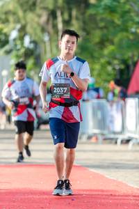 BIB: 2037, 124
                            <button type="button" onclick="openModal(6562806)" class="btn btn-primary btn-sm float-right btn-popup" data-toggle="modal" data-target=".modal-high-quality">
                        <i class="fas fa-shopping-cart"></i> Add to Cart
                    </button>
                                            <button type="button" onclick="isThisMe(6562806, true)" class="btn btn-success btn-sm float-right btn-popup btn-isme hidden" data-toggle="tooltip" data-placement="bottom" title="นี่คือรูปของคุณใช่ไหม คลิกที่นี่เพื่อเอาเข้าอัลบั้ม">
                        <i class="fas fa-plus"></i> Add to album
                    </button>
                    <button type="button" onclick="isThisMe(6562806, false)" class="btn btn-warning btn-sm float-right btn-popup btn-isnotme hidden">
                        <i class="fas fa-ban"></i> Remove from album
                    </button>