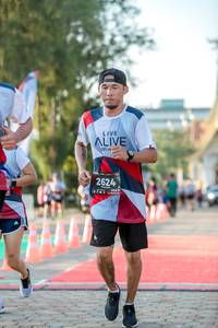 BIB: 2624, 124
                            <button type="button" onclick="openModal(6552120)" class="btn btn-primary btn-sm float-right btn-popup" data-toggle="modal" data-target=".modal-high-quality">
                        <i class="fas fa-shopping-cart"></i> Add to Cart
                    </button>
                                            <button type="button" onclick="isThisMe(6552120, true)" class="btn btn-success btn-sm float-right btn-popup btn-isme hidden" data-toggle="tooltip" data-placement="bottom" title="นี่คือรูปของคุณใช่ไหม คลิกที่นี่เพื่อเอาเข้าอัลบั้ม">
                        <i class="fas fa-plus"></i> Add to album
                    </button>
                    <button type="button" onclick="isThisMe(6552120, false)" class="btn btn-warning btn-sm float-right btn-popup btn-isnotme hidden">
                        <i class="fas fa-ban"></i> Remove from album
                    </button>