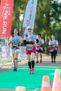 BIB: 7401, 7146
                            <button type="button" onclick="openModal(6557601)" class="btn btn-primary btn-sm float-right btn-popup" data-toggle="modal" data-target=".modal-high-quality">
                        <i class="fas fa-shopping-cart"></i> Add to Cart
                    </button>
                                            <button type="button" onclick="isThisMe(6557601, true)" class="btn btn-success btn-sm float-right btn-popup btn-isme hidden" data-toggle="tooltip" data-placement="bottom" title="นี่คือรูปของคุณใช่ไหม คลิกที่นี่เพื่อเอาเข้าอัลบั้ม">
                        <i class="fas fa-plus"></i> Add to album
                    </button>
                    <button type="button" onclick="isThisMe(6557601, false)" class="btn btn-warning btn-sm float-right btn-popup btn-isnotme hidden">
                        <i class="fas fa-ban"></i> Remove from album
                    </button>