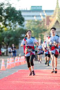 BIB: 3886
                            <button type="button" onclick="openModal(6549857)" class="btn btn-primary btn-sm float-right btn-popup" data-toggle="modal" data-target=".modal-high-quality">
                        <i class="fas fa-shopping-cart"></i> Add to Cart
                    </button>
                                            <button type="button" onclick="isThisMe(6549857, true)" class="btn btn-success btn-sm float-right btn-popup btn-isme hidden" data-toggle="tooltip" data-placement="bottom" title="นี่คือรูปของคุณใช่ไหม คลิกที่นี่เพื่อเอาเข้าอัลบั้ม">
                        <i class="fas fa-plus"></i> Add to album
                    </button>
                    <button type="button" onclick="isThisMe(6549857, false)" class="btn btn-warning btn-sm float-right btn-popup btn-isnotme hidden">
                        <i class="fas fa-ban"></i> Remove from album
                    </button>