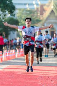 BIB: 2910, 625
                            <button type="button" onclick="openModal(6556876)" class="btn btn-primary btn-sm float-right btn-popup" data-toggle="modal" data-target=".modal-high-quality">
                        <i class="fas fa-shopping-cart"></i> Add to Cart
                    </button>
                                            <button type="button" onclick="isThisMe(6556876, true)" class="btn btn-success btn-sm float-right btn-popup btn-isme hidden" data-toggle="tooltip" data-placement="bottom" title="นี่คือรูปของคุณใช่ไหม คลิกที่นี่เพื่อเอาเข้าอัลบั้ม">
                        <i class="fas fa-plus"></i> Add to album
                    </button>
                    <button type="button" onclick="isThisMe(6556876, false)" class="btn btn-warning btn-sm float-right btn-popup btn-isnotme hidden">
                        <i class="fas fa-ban"></i> Remove from album
                    </button>