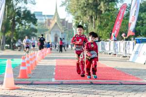 BIB: 8001
                            <button type="button" onclick="openModal(6560816)" class="btn btn-primary btn-sm float-right btn-popup" data-toggle="modal" data-target=".modal-high-quality">
                        <i class="fas fa-shopping-cart"></i> Add to Cart
                    </button>
                                            <button type="button" onclick="isThisMe(6560816, true)" class="btn btn-success btn-sm float-right btn-popup btn-isme hidden" data-toggle="tooltip" data-placement="bottom" title="นี่คือรูปของคุณใช่ไหม คลิกที่นี่เพื่อเอาเข้าอัลบั้ม">
                        <i class="fas fa-plus"></i> Add to album
                    </button>
                    <button type="button" onclick="isThisMe(6560816, false)" class="btn btn-warning btn-sm float-right btn-popup btn-isnotme hidden">
                        <i class="fas fa-ban"></i> Remove from album
                    </button>