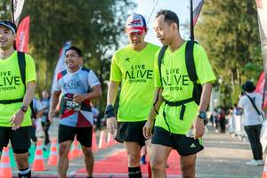 BIB: 2924
                            <button type="button" onclick="openModal(6552468)" class="btn btn-primary btn-sm float-right btn-popup" data-toggle="modal" data-target=".modal-high-quality">
                        <i class="fas fa-shopping-cart"></i> Add to Cart
                    </button>
                                            <button type="button" onclick="isThisMe(6552468, true)" class="btn btn-success btn-sm float-right btn-popup btn-isme hidden" data-toggle="tooltip" data-placement="bottom" title="นี่คือรูปของคุณใช่ไหม คลิกที่นี่เพื่อเอาเข้าอัลบั้ม">
                        <i class="fas fa-plus"></i> Add to album
                    </button>
                    <button type="button" onclick="isThisMe(6552468, false)" class="btn btn-warning btn-sm float-right btn-popup btn-isnotme hidden">
                        <i class="fas fa-ban"></i> Remove from album
                    </button>