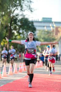 BIB: 3118
                            <button type="button" onclick="openModal(6555924)" class="btn btn-primary btn-sm float-right btn-popup" data-toggle="modal" data-target=".modal-high-quality">
                        <i class="fas fa-shopping-cart"></i> Add to Cart
                    </button>
                                            <button type="button" onclick="isThisMe(6555924, true)" class="btn btn-success btn-sm float-right btn-popup btn-isme hidden" data-toggle="tooltip" data-placement="bottom" title="นี่คือรูปของคุณใช่ไหม คลิกที่นี่เพื่อเอาเข้าอัลบั้ม">
                        <i class="fas fa-plus"></i> Add to album
                    </button>
                    <button type="button" onclick="isThisMe(6555924, false)" class="btn btn-warning btn-sm float-right btn-popup btn-isnotme hidden">
                        <i class="fas fa-ban"></i> Remove from album
                    </button>