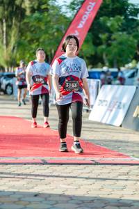 BIB: 3164, 3163
                            <button type="button" onclick="openModal(6563951)" class="btn btn-primary btn-sm float-right btn-popup" data-toggle="modal" data-target=".modal-high-quality">
                        <i class="fas fa-shopping-cart"></i> Add to Cart
                    </button>
                                            <button type="button" onclick="isThisMe(6563951, true)" class="btn btn-success btn-sm float-right btn-popup btn-isme hidden" data-toggle="tooltip" data-placement="bottom" title="นี่คือรูปของคุณใช่ไหม คลิกที่นี่เพื่อเอาเข้าอัลบั้ม">
                        <i class="fas fa-plus"></i> Add to album
                    </button>
                    <button type="button" onclick="isThisMe(6563951, false)" class="btn btn-warning btn-sm float-right btn-popup btn-isnotme hidden">
                        <i class="fas fa-ban"></i> Remove from album
                    </button>