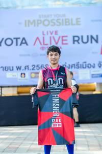 BIB: 2553
                            <button type="button" onclick="openModal(6569230)" class="btn btn-primary btn-sm float-right btn-popup" data-toggle="modal" data-target=".modal-high-quality">
                        <i class="fas fa-shopping-cart"></i> Add to Cart
                    </button>
                                            <button type="button" onclick="isThisMe(6569230, true)" class="btn btn-success btn-sm float-right btn-popup btn-isme hidden" data-toggle="tooltip" data-placement="bottom" title="นี่คือรูปของคุณใช่ไหม คลิกที่นี่เพื่อเอาเข้าอัลบั้ม">
                        <i class="fas fa-plus"></i> Add to album
                    </button>
                    <button type="button" onclick="isThisMe(6569230, false)" class="btn btn-warning btn-sm float-right btn-popup btn-isnotme hidden">
                        <i class="fas fa-ban"></i> Remove from album
                    </button>