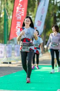 BIB: 6213
                            <button type="button" onclick="openModal(6563215)" class="btn btn-primary btn-sm float-right btn-popup" data-toggle="modal" data-target=".modal-high-quality">
                        <i class="fas fa-shopping-cart"></i> Add to Cart
                    </button>
                                            <button type="button" onclick="isThisMe(6563215, true)" class="btn btn-success btn-sm float-right btn-popup btn-isme hidden" data-toggle="tooltip" data-placement="bottom" title="นี่คือรูปของคุณใช่ไหม คลิกที่นี่เพื่อเอาเข้าอัลบั้ม">
                        <i class="fas fa-plus"></i> Add to album
                    </button>
                    <button type="button" onclick="isThisMe(6563215, false)" class="btn btn-warning btn-sm float-right btn-popup btn-isnotme hidden">
                        <i class="fas fa-ban"></i> Remove from album
                    </button>