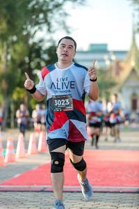 BIB: 3023, 128
                            <button type="button" onclick="openModal(6555263)" class="btn btn-primary btn-sm float-right btn-popup" data-toggle="modal" data-target=".modal-high-quality">
                        <i class="fas fa-shopping-cart"></i> Add to Cart
                    </button>
                                            <button type="button" onclick="isThisMe(6555263, true)" class="btn btn-success btn-sm float-right btn-popup btn-isme hidden" data-toggle="tooltip" data-placement="bottom" title="นี่คือรูปของคุณใช่ไหม คลิกที่นี่เพื่อเอาเข้าอัลบั้ม">
                        <i class="fas fa-plus"></i> Add to album
                    </button>
                    <button type="button" onclick="isThisMe(6555263, false)" class="btn btn-warning btn-sm float-right btn-popup btn-isnotme hidden">
                        <i class="fas fa-ban"></i> Remove from album
                    </button>