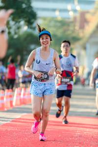 BIB: 2800
                            <button type="button" onclick="openModal(6556617)" class="btn btn-primary btn-sm float-right btn-popup" data-toggle="modal" data-target=".modal-high-quality">
                        <i class="fas fa-shopping-cart"></i> Add to Cart
                    </button>
                                            <button type="button" onclick="isThisMe(6556617, true)" class="btn btn-success btn-sm float-right btn-popup btn-isme hidden" data-toggle="tooltip" data-placement="bottom" title="นี่คือรูปของคุณใช่ไหม คลิกที่นี่เพื่อเอาเข้าอัลบั้ม">
                        <i class="fas fa-plus"></i> Add to album
                    </button>
                    <button type="button" onclick="isThisMe(6556617, false)" class="btn btn-warning btn-sm float-right btn-popup btn-isnotme hidden">
                        <i class="fas fa-ban"></i> Remove from album
                    </button>