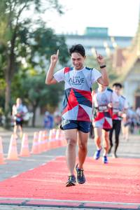 BIB: 
                            <button type="button" onclick="openModal(6550120)" class="btn btn-primary btn-sm float-right btn-popup" data-toggle="modal" data-target=".modal-high-quality">
                        <i class="fas fa-shopping-cart"></i> Add to Cart
                    </button>
                                            <button type="button" onclick="isThisMe(6550120, true)" class="btn btn-success btn-sm float-right btn-popup btn-isme hidden" data-toggle="tooltip" data-placement="bottom" title="นี่คือรูปของคุณใช่ไหม คลิกที่นี่เพื่อเอาเข้าอัลบั้ม">
                        <i class="fas fa-plus"></i> Add to album
                    </button>
                    <button type="button" onclick="isThisMe(6550120, false)" class="btn btn-warning btn-sm float-right btn-popup btn-isnotme hidden">
                        <i class="fas fa-ban"></i> Remove from album
                    </button>