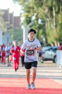 BIB: 3116, 128
                            <button type="button" onclick="openModal(6560107)" class="btn btn-primary btn-sm float-right btn-popup" data-toggle="modal" data-target=".modal-high-quality">
                        <i class="fas fa-shopping-cart"></i> Add to Cart
                    </button>
                                            <button type="button" onclick="isThisMe(6560107, true)" class="btn btn-success btn-sm float-right btn-popup btn-isme hidden" data-toggle="tooltip" data-placement="bottom" title="นี่คือรูปของคุณใช่ไหม คลิกที่นี่เพื่อเอาเข้าอัลบั้ม">
                        <i class="fas fa-plus"></i> Add to album
                    </button>
                    <button type="button" onclick="isThisMe(6560107, false)" class="btn btn-warning btn-sm float-right btn-popup btn-isnotme hidden">
                        <i class="fas fa-ban"></i> Remove from album
                    </button>