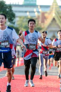 BIB: 2938, 2625, 2167
                            <button type="button" onclick="openModal(6547314)" class="btn btn-primary btn-sm float-right btn-popup" data-toggle="modal" data-target=".modal-high-quality">
                        <i class="fas fa-shopping-cart"></i> Add to Cart
                    </button>
                                            <button type="button" onclick="isThisMe(6547314, true)" class="btn btn-success btn-sm float-right btn-popup btn-isme hidden" data-toggle="tooltip" data-placement="bottom" title="นี่คือรูปของคุณใช่ไหม คลิกที่นี่เพื่อเอาเข้าอัลบั้ม">
                        <i class="fas fa-plus"></i> Add to album
                    </button>
                    <button type="button" onclick="isThisMe(6547314, false)" class="btn btn-warning btn-sm float-right btn-popup btn-isnotme hidden">
                        <i class="fas fa-ban"></i> Remove from album
                    </button>