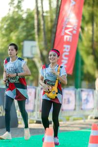 BIB: 431
                            <button type="button" onclick="openModal(6552852)" class="btn btn-primary btn-sm float-right btn-popup" data-toggle="modal" data-target=".modal-high-quality">
                        <i class="fas fa-shopping-cart"></i> Add to Cart
                    </button>
                                            <button type="button" onclick="isThisMe(6552852, true)" class="btn btn-success btn-sm float-right btn-popup btn-isme hidden" data-toggle="tooltip" data-placement="bottom" title="นี่คือรูปของคุณใช่ไหม คลิกที่นี่เพื่อเอาเข้าอัลบั้ม">
                        <i class="fas fa-plus"></i> Add to album
                    </button>
                    <button type="button" onclick="isThisMe(6552852, false)" class="btn btn-warning btn-sm float-right btn-popup btn-isnotme hidden">
                        <i class="fas fa-ban"></i> Remove from album
                    </button>