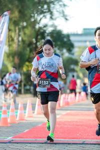 BIB: 3152, 124
                            <button type="button" onclick="openModal(6555334)" class="btn btn-primary btn-sm float-right btn-popup" data-toggle="modal" data-target=".modal-high-quality">
                        <i class="fas fa-shopping-cart"></i> Add to Cart
                    </button>
                                            <button type="button" onclick="isThisMe(6555334, true)" class="btn btn-success btn-sm float-right btn-popup btn-isme hidden" data-toggle="tooltip" data-placement="bottom" title="นี่คือรูปของคุณใช่ไหม คลิกที่นี่เพื่อเอาเข้าอัลบั้ม">
                        <i class="fas fa-plus"></i> Add to album
                    </button>
                    <button type="button" onclick="isThisMe(6555334, false)" class="btn btn-warning btn-sm float-right btn-popup btn-isnotme hidden">
                        <i class="fas fa-ban"></i> Remove from album
                    </button>