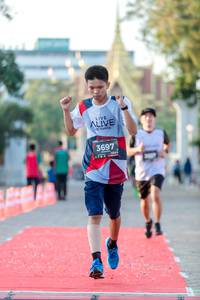 BIB: 3697
                            <button type="button" onclick="openModal(6543232)" class="btn btn-primary btn-sm float-right btn-popup" data-toggle="modal" data-target=".modal-high-quality">
                        <i class="fas fa-shopping-cart"></i> Add to Cart
                    </button>
                                            <button type="button" onclick="isThisMe(6543232, true)" class="btn btn-success btn-sm float-right btn-popup btn-isme hidden" data-toggle="tooltip" data-placement="bottom" title="นี่คือรูปของคุณใช่ไหม คลิกที่นี่เพื่อเอาเข้าอัลบั้ม">
                        <i class="fas fa-plus"></i> Add to album
                    </button>
                    <button type="button" onclick="isThisMe(6543232, false)" class="btn btn-warning btn-sm float-right btn-popup btn-isnotme hidden">
                        <i class="fas fa-ban"></i> Remove from album
                    </button>