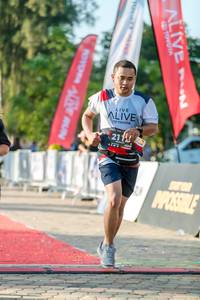 BIB: 211
                            <button type="button" onclick="openModal(6559774)" class="btn btn-primary btn-sm float-right btn-popup" data-toggle="modal" data-target=".modal-high-quality">
                        <i class="fas fa-shopping-cart"></i> Add to Cart
                    </button>
                                            <button type="button" onclick="isThisMe(6559774, true)" class="btn btn-success btn-sm float-right btn-popup btn-isme hidden" data-toggle="tooltip" data-placement="bottom" title="นี่คือรูปของคุณใช่ไหม คลิกที่นี่เพื่อเอาเข้าอัลบั้ม">
                        <i class="fas fa-plus"></i> Add to album
                    </button>
                    <button type="button" onclick="isThisMe(6559774, false)" class="btn btn-warning btn-sm float-right btn-popup btn-isnotme hidden">
                        <i class="fas fa-ban"></i> Remove from album
                    </button>