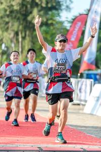 BIB: 3771, 2952
                            <button type="button" onclick="openModal(6562488)" class="btn btn-primary btn-sm float-right btn-popup" data-toggle="modal" data-target=".modal-high-quality">
                        <i class="fas fa-shopping-cart"></i> Add to Cart
                    </button>
                                            <button type="button" onclick="isThisMe(6562488, true)" class="btn btn-success btn-sm float-right btn-popup btn-isme hidden" data-toggle="tooltip" data-placement="bottom" title="นี่คือรูปของคุณใช่ไหม คลิกที่นี่เพื่อเอาเข้าอัลบั้ม">
                        <i class="fas fa-plus"></i> Add to album
                    </button>
                    <button type="button" onclick="isThisMe(6562488, false)" class="btn btn-warning btn-sm float-right btn-popup btn-isnotme hidden">
                        <i class="fas fa-ban"></i> Remove from album
                    </button>