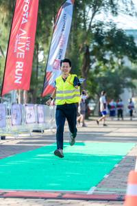 BIB: 
                            <button type="button" onclick="openModal(6562878)" class="btn btn-primary btn-sm float-right btn-popup" data-toggle="modal" data-target=".modal-high-quality">
                        <i class="fas fa-shopping-cart"></i> Add to Cart
                    </button>
                                            <button type="button" onclick="isThisMe(6562878, true)" class="btn btn-success btn-sm float-right btn-popup btn-isme hidden" data-toggle="tooltip" data-placement="bottom" title="นี่คือรูปของคุณใช่ไหม คลิกที่นี่เพื่อเอาเข้าอัลบั้ม">
                        <i class="fas fa-plus"></i> Add to album
                    </button>
                    <button type="button" onclick="isThisMe(6562878, false)" class="btn btn-warning btn-sm float-right btn-popup btn-isnotme hidden">
                        <i class="fas fa-ban"></i> Remove from album
                    </button>