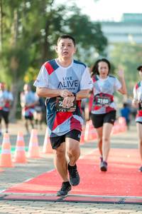 BIB: 2160
                            <button type="button" onclick="openModal(6557406)" class="btn btn-primary btn-sm float-right btn-popup" data-toggle="modal" data-target=".modal-high-quality">
                        <i class="fas fa-shopping-cart"></i> Add to Cart
                    </button>
                                            <button type="button" onclick="isThisMe(6557406, true)" class="btn btn-success btn-sm float-right btn-popup btn-isme hidden" data-toggle="tooltip" data-placement="bottom" title="นี่คือรูปของคุณใช่ไหม คลิกที่นี่เพื่อเอาเข้าอัลบั้ม">
                        <i class="fas fa-plus"></i> Add to album
                    </button>
                    <button type="button" onclick="isThisMe(6557406, false)" class="btn btn-warning btn-sm float-right btn-popup btn-isnotme hidden">
                        <i class="fas fa-ban"></i> Remove from album
                    </button>