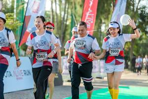 BIB: 6247, 7900, 7365
                            <button type="button" onclick="openModal(6563124)" class="btn btn-primary btn-sm float-right btn-popup" data-toggle="modal" data-target=".modal-high-quality">
                        <i class="fas fa-shopping-cart"></i> Add to Cart
                    </button>
                                            <button type="button" onclick="isThisMe(6563124, true)" class="btn btn-success btn-sm float-right btn-popup btn-isme hidden" data-toggle="tooltip" data-placement="bottom" title="นี่คือรูปของคุณใช่ไหม คลิกที่นี่เพื่อเอาเข้าอัลบั้ม">
                        <i class="fas fa-plus"></i> Add to album
                    </button>
                    <button type="button" onclick="isThisMe(6563124, false)" class="btn btn-warning btn-sm float-right btn-popup btn-isnotme hidden">
                        <i class="fas fa-ban"></i> Remove from album
                    </button>