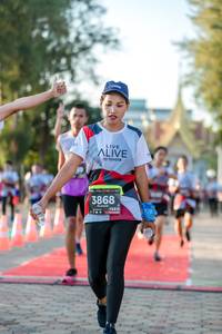 BIB: 3868, 128
                            <button type="button" onclick="openModal(6551433)" class="btn btn-primary btn-sm float-right btn-popup" data-toggle="modal" data-target=".modal-high-quality">
                        <i class="fas fa-shopping-cart"></i> Add to Cart
                    </button>
                                            <button type="button" onclick="isThisMe(6551433, true)" class="btn btn-success btn-sm float-right btn-popup btn-isme hidden" data-toggle="tooltip" data-placement="bottom" title="นี่คือรูปของคุณใช่ไหม คลิกที่นี่เพื่อเอาเข้าอัลบั้ม">
                        <i class="fas fa-plus"></i> Add to album
                    </button>
                    <button type="button" onclick="isThisMe(6551433, false)" class="btn btn-warning btn-sm float-right btn-popup btn-isnotme hidden">
                        <i class="fas fa-ban"></i> Remove from album
                    </button>