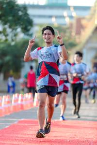 BIB: 
                            <button type="button" onclick="openModal(6550109)" class="btn btn-primary btn-sm float-right btn-popup" data-toggle="modal" data-target=".modal-high-quality">
                        <i class="fas fa-shopping-cart"></i> Add to Cart
                    </button>
                                            <button type="button" onclick="isThisMe(6550109, true)" class="btn btn-success btn-sm float-right btn-popup btn-isme hidden" data-toggle="tooltip" data-placement="bottom" title="นี่คือรูปของคุณใช่ไหม คลิกที่นี่เพื่อเอาเข้าอัลบั้ม">
                        <i class="fas fa-plus"></i> Add to album
                    </button>
                    <button type="button" onclick="isThisMe(6550109, false)" class="btn btn-warning btn-sm float-right btn-popup btn-isnotme hidden">
                        <i class="fas fa-ban"></i> Remove from album
                    </button>