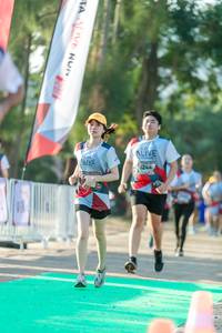 BIB: 6244
                            <button type="button" onclick="openModal(6559154)" class="btn btn-primary btn-sm float-right btn-popup" data-toggle="modal" data-target=".modal-high-quality">
                        <i class="fas fa-shopping-cart"></i> Add to Cart
                    </button>
                                            <button type="button" onclick="isThisMe(6559154, true)" class="btn btn-success btn-sm float-right btn-popup btn-isme hidden" data-toggle="tooltip" data-placement="bottom" title="นี่คือรูปของคุณใช่ไหม คลิกที่นี่เพื่อเอาเข้าอัลบั้ม">
                        <i class="fas fa-plus"></i> Add to album
                    </button>
                    <button type="button" onclick="isThisMe(6559154, false)" class="btn btn-warning btn-sm float-right btn-popup btn-isnotme hidden">
                        <i class="fas fa-ban"></i> Remove from album
                    </button>