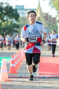 BIB: 7044
                            <button type="button" onclick="openModal(6557682)" class="btn btn-primary btn-sm float-right btn-popup" data-toggle="modal" data-target=".modal-high-quality">
                        <i class="fas fa-shopping-cart"></i> Add to Cart
                    </button>
                                            <button type="button" onclick="isThisMe(6557682, true)" class="btn btn-success btn-sm float-right btn-popup btn-isme hidden" data-toggle="tooltip" data-placement="bottom" title="นี่คือรูปของคุณใช่ไหม คลิกที่นี่เพื่อเอาเข้าอัลบั้ม">
                        <i class="fas fa-plus"></i> Add to album
                    </button>
                    <button type="button" onclick="isThisMe(6557682, false)" class="btn btn-warning btn-sm float-right btn-popup btn-isnotme hidden">
                        <i class="fas fa-ban"></i> Remove from album
                    </button>