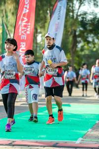 BIB: 6560, 6270, 1464
                            <button type="button" onclick="openModal(6563261)" class="btn btn-primary btn-sm float-right btn-popup" data-toggle="modal" data-target=".modal-high-quality">
                        <i class="fas fa-shopping-cart"></i> Add to Cart
                    </button>
                                            <button type="button" onclick="isThisMe(6563261, true)" class="btn btn-success btn-sm float-right btn-popup btn-isme hidden" data-toggle="tooltip" data-placement="bottom" title="นี่คือรูปของคุณใช่ไหม คลิกที่นี่เพื่อเอาเข้าอัลบั้ม">
                        <i class="fas fa-plus"></i> Add to album
                    </button>
                    <button type="button" onclick="isThisMe(6563261, false)" class="btn btn-warning btn-sm float-right btn-popup btn-isnotme hidden">
                        <i class="fas fa-ban"></i> Remove from album
                    </button>