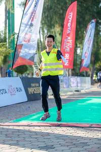 BIB: 
                            <button type="button" onclick="openModal(6562894)" class="btn btn-primary btn-sm float-right btn-popup" data-toggle="modal" data-target=".modal-high-quality">
                        <i class="fas fa-shopping-cart"></i> Add to Cart
                    </button>
                                            <button type="button" onclick="isThisMe(6562894, true)" class="btn btn-success btn-sm float-right btn-popup btn-isme hidden" data-toggle="tooltip" data-placement="bottom" title="นี่คือรูปของคุณใช่ไหม คลิกที่นี่เพื่อเอาเข้าอัลบั้ม">
                        <i class="fas fa-plus"></i> Add to album
                    </button>
                    <button type="button" onclick="isThisMe(6562894, false)" class="btn btn-warning btn-sm float-right btn-popup btn-isnotme hidden">
                        <i class="fas fa-ban"></i> Remove from album
                    </button>