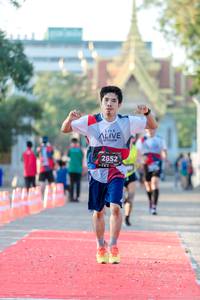 BIB: 2852
                            <button type="button" onclick="openModal(6546824)" class="btn btn-primary btn-sm float-right btn-popup" data-toggle="modal" data-target=".modal-high-quality">
                        <i class="fas fa-shopping-cart"></i> Add to Cart
                    </button>
                                            <button type="button" onclick="isThisMe(6546824, true)" class="btn btn-success btn-sm float-right btn-popup btn-isme hidden" data-toggle="tooltip" data-placement="bottom" title="นี่คือรูปของคุณใช่ไหม คลิกที่นี่เพื่อเอาเข้าอัลบั้ม">
                        <i class="fas fa-plus"></i> Add to album
                    </button>
                    <button type="button" onclick="isThisMe(6546824, false)" class="btn btn-warning btn-sm float-right btn-popup btn-isnotme hidden">
                        <i class="fas fa-ban"></i> Remove from album
                    </button>