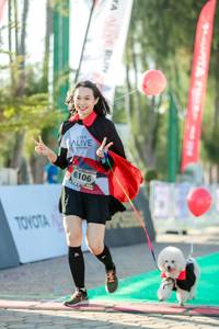 BIB: 6106
                            <button type="button" onclick="openModal(6562725)" class="btn btn-primary btn-sm float-right btn-popup" data-toggle="modal" data-target=".modal-high-quality">
                        <i class="fas fa-shopping-cart"></i> Add to Cart
                    </button>
                                            <button type="button" onclick="isThisMe(6562725, true)" class="btn btn-success btn-sm float-right btn-popup btn-isme hidden" data-toggle="tooltip" data-placement="bottom" title="นี่คือรูปของคุณใช่ไหม คลิกที่นี่เพื่อเอาเข้าอัลบั้ม">
                        <i class="fas fa-plus"></i> Add to album
                    </button>
                    <button type="button" onclick="isThisMe(6562725, false)" class="btn btn-warning btn-sm float-right btn-popup btn-isnotme hidden">
                        <i class="fas fa-ban"></i> Remove from album
                    </button>