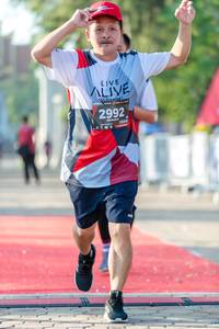 BIB: 2992
                            <button type="button" onclick="openModal(6557755)" class="btn btn-primary btn-sm float-right btn-popup" data-toggle="modal" data-target=".modal-high-quality">
                        <i class="fas fa-shopping-cart"></i> Add to Cart
                    </button>
                                            <button type="button" onclick="isThisMe(6557755, true)" class="btn btn-success btn-sm float-right btn-popup btn-isme hidden" data-toggle="tooltip" data-placement="bottom" title="นี่คือรูปของคุณใช่ไหม คลิกที่นี่เพื่อเอาเข้าอัลบั้ม">
                        <i class="fas fa-plus"></i> Add to album
                    </button>
                    <button type="button" onclick="isThisMe(6557755, false)" class="btn btn-warning btn-sm float-right btn-popup btn-isnotme hidden">
                        <i class="fas fa-ban"></i> Remove from album
                    </button>