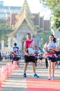 BIB: 3134
                            <button type="button" onclick="openModal(6560273)" class="btn btn-primary btn-sm float-right btn-popup" data-toggle="modal" data-target=".modal-high-quality">
                        <i class="fas fa-shopping-cart"></i> Add to Cart
                    </button>
                                            <button type="button" onclick="isThisMe(6560273, true)" class="btn btn-success btn-sm float-right btn-popup btn-isme hidden" data-toggle="tooltip" data-placement="bottom" title="นี่คือรูปของคุณใช่ไหม คลิกที่นี่เพื่อเอาเข้าอัลบั้ม">
                        <i class="fas fa-plus"></i> Add to album
                    </button>
                    <button type="button" onclick="isThisMe(6560273, false)" class="btn btn-warning btn-sm float-right btn-popup btn-isnotme hidden">
                        <i class="fas fa-ban"></i> Remove from album
                    </button>