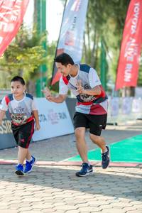 BIB: 769, 8006
                            <button type="button" onclick="openModal(6563910)" class="btn btn-primary btn-sm float-right btn-popup" data-toggle="modal" data-target=".modal-high-quality">
                        <i class="fas fa-shopping-cart"></i> Add to Cart
                    </button>
                                            <button type="button" onclick="isThisMe(6563910, true)" class="btn btn-success btn-sm float-right btn-popup btn-isme hidden" data-toggle="tooltip" data-placement="bottom" title="นี่คือรูปของคุณใช่ไหม คลิกที่นี่เพื่อเอาเข้าอัลบั้ม">
                        <i class="fas fa-plus"></i> Add to album
                    </button>
                    <button type="button" onclick="isThisMe(6563910, false)" class="btn btn-warning btn-sm float-right btn-popup btn-isnotme hidden">
                        <i class="fas fa-ban"></i> Remove from album
                    </button>