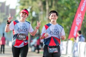 BIB: 3901, 3755, 128
                            <button type="button" onclick="openModal(6561830)" class="btn btn-primary btn-sm float-right btn-popup" data-toggle="modal" data-target=".modal-high-quality">
                        <i class="fas fa-shopping-cart"></i> Add to Cart
                    </button>
                                            <button type="button" onclick="isThisMe(6561830, true)" class="btn btn-success btn-sm float-right btn-popup btn-isme hidden" data-toggle="tooltip" data-placement="bottom" title="นี่คือรูปของคุณใช่ไหม คลิกที่นี่เพื่อเอาเข้าอัลบั้ม">
                        <i class="fas fa-plus"></i> Add to album
                    </button>
                    <button type="button" onclick="isThisMe(6561830, false)" class="btn btn-warning btn-sm float-right btn-popup btn-isnotme hidden">
                        <i class="fas fa-ban"></i> Remove from album
                    </button>