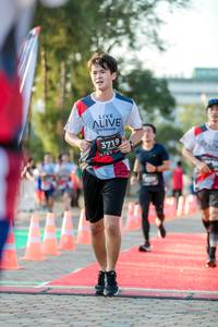 BIB: 3719
                            <button type="button" onclick="openModal(6550295)" class="btn btn-primary btn-sm float-right btn-popup" data-toggle="modal" data-target=".modal-high-quality">
                        <i class="fas fa-shopping-cart"></i> Add to Cart
                    </button>
                                            <button type="button" onclick="isThisMe(6550295, true)" class="btn btn-success btn-sm float-right btn-popup btn-isme hidden" data-toggle="tooltip" data-placement="bottom" title="นี่คือรูปของคุณใช่ไหม คลิกที่นี่เพื่อเอาเข้าอัลบั้ม">
                        <i class="fas fa-plus"></i> Add to album
                    </button>
                    <button type="button" onclick="isThisMe(6550295, false)" class="btn btn-warning btn-sm float-right btn-popup btn-isnotme hidden">
                        <i class="fas fa-ban"></i> Remove from album
                    </button>