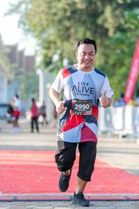 BIB: 2990, 128
                            <button type="button" onclick="openModal(6560463)" class="btn btn-primary btn-sm float-right btn-popup" data-toggle="modal" data-target=".modal-high-quality">
                        <i class="fas fa-shopping-cart"></i> Add to Cart
                    </button>
                                            <button type="button" onclick="isThisMe(6560463, true)" class="btn btn-success btn-sm float-right btn-popup btn-isme hidden" data-toggle="tooltip" data-placement="bottom" title="นี่คือรูปของคุณใช่ไหม คลิกที่นี่เพื่อเอาเข้าอัลบั้ม">
                        <i class="fas fa-plus"></i> Add to album
                    </button>
                    <button type="button" onclick="isThisMe(6560463, false)" class="btn btn-warning btn-sm float-right btn-popup btn-isnotme hidden">
                        <i class="fas fa-ban"></i> Remove from album
                    </button>