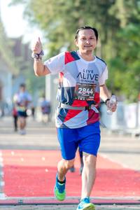 BIB: 2844
                            <button type="button" onclick="openModal(6561510)" class="btn btn-primary btn-sm float-right btn-popup" data-toggle="modal" data-target=".modal-high-quality">
                        <i class="fas fa-shopping-cart"></i> Add to Cart
                    </button>
                                            <button type="button" onclick="isThisMe(6561510, true)" class="btn btn-success btn-sm float-right btn-popup btn-isme hidden" data-toggle="tooltip" data-placement="bottom" title="นี่คือรูปของคุณใช่ไหม คลิกที่นี่เพื่อเอาเข้าอัลบั้ม">
                        <i class="fas fa-plus"></i> Add to album
                    </button>
                    <button type="button" onclick="isThisMe(6561510, false)" class="btn btn-warning btn-sm float-right btn-popup btn-isnotme hidden">
                        <i class="fas fa-ban"></i> Remove from album
                    </button>