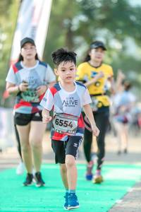 BIB: 6554
                            <button type="button" onclick="openModal(6558629)" class="btn btn-primary btn-sm float-right btn-popup" data-toggle="modal" data-target=".modal-high-quality">
                        <i class="fas fa-shopping-cart"></i> Add to Cart
                    </button>
                                            <button type="button" onclick="isThisMe(6558629, true)" class="btn btn-success btn-sm float-right btn-popup btn-isme hidden" data-toggle="tooltip" data-placement="bottom" title="นี่คือรูปของคุณใช่ไหม คลิกที่นี่เพื่อเอาเข้าอัลบั้ม">
                        <i class="fas fa-plus"></i> Add to album
                    </button>
                    <button type="button" onclick="isThisMe(6558629, false)" class="btn btn-warning btn-sm float-right btn-popup btn-isnotme hidden">
                        <i class="fas fa-ban"></i> Remove from album
                    </button>