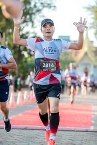 BIB: 2814, 128
                            <button type="button" onclick="openModal(6551327)" class="btn btn-primary btn-sm float-right btn-popup" data-toggle="modal" data-target=".modal-high-quality">
                        <i class="fas fa-shopping-cart"></i> Add to Cart
                    </button>
                                            <button type="button" onclick="isThisMe(6551327, true)" class="btn btn-success btn-sm float-right btn-popup btn-isme hidden" data-toggle="tooltip" data-placement="bottom" title="นี่คือรูปของคุณใช่ไหม คลิกที่นี่เพื่อเอาเข้าอัลบั้ม">
                        <i class="fas fa-plus"></i> Add to album
                    </button>
                    <button type="button" onclick="isThisMe(6551327, false)" class="btn btn-warning btn-sm float-right btn-popup btn-isnotme hidden">
                        <i class="fas fa-ban"></i> Remove from album
                    </button>