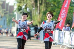 BIB: 3902, 3903
                            <button type="button" onclick="openModal(6562305)" class="btn btn-primary btn-sm float-right btn-popup" data-toggle="modal" data-target=".modal-high-quality">
                        <i class="fas fa-shopping-cart"></i> Add to Cart
                    </button>
                                            <button type="button" onclick="isThisMe(6562305, true)" class="btn btn-success btn-sm float-right btn-popup btn-isme hidden" data-toggle="tooltip" data-placement="bottom" title="นี่คือรูปของคุณใช่ไหม คลิกที่นี่เพื่อเอาเข้าอัลบั้ม">
                        <i class="fas fa-plus"></i> Add to album
                    </button>
                    <button type="button" onclick="isThisMe(6562305, false)" class="btn btn-warning btn-sm float-right btn-popup btn-isnotme hidden">
                        <i class="fas fa-ban"></i> Remove from album
                    </button>