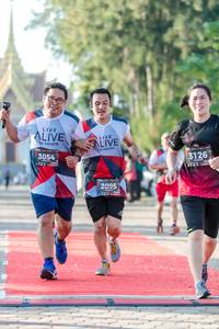 BIB: 3126, 3054, 2095
                            <button type="button" onclick="openModal(6557893)" class="btn btn-primary btn-sm float-right btn-popup" data-toggle="modal" data-target=".modal-high-quality">
                        <i class="fas fa-shopping-cart"></i> Add to Cart
                    </button>
                                            <button type="button" onclick="isThisMe(6557893, true)" class="btn btn-success btn-sm float-right btn-popup btn-isme hidden" data-toggle="tooltip" data-placement="bottom" title="นี่คือรูปของคุณใช่ไหม คลิกที่นี่เพื่อเอาเข้าอัลบั้ม">
                        <i class="fas fa-plus"></i> Add to album
                    </button>
                    <button type="button" onclick="isThisMe(6557893, false)" class="btn btn-warning btn-sm float-right btn-popup btn-isnotme hidden">
                        <i class="fas fa-ban"></i> Remove from album
                    </button>