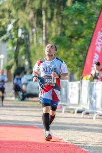 BIB: 302
                            <button type="button" onclick="openModal(6559372)" class="btn btn-primary btn-sm float-right btn-popup" data-toggle="modal" data-target=".modal-high-quality">
                        <i class="fas fa-shopping-cart"></i> Add to Cart
                    </button>
                                            <button type="button" onclick="isThisMe(6559372, true)" class="btn btn-success btn-sm float-right btn-popup btn-isme hidden" data-toggle="tooltip" data-placement="bottom" title="นี่คือรูปของคุณใช่ไหม คลิกที่นี่เพื่อเอาเข้าอัลบั้ม">
                        <i class="fas fa-plus"></i> Add to album
                    </button>
                    <button type="button" onclick="isThisMe(6559372, false)" class="btn btn-warning btn-sm float-right btn-popup btn-isnotme hidden">
                        <i class="fas fa-ban"></i> Remove from album
                    </button>