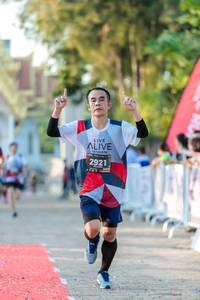 BIB: 2921
                            <button type="button" onclick="openModal(6544395)" class="btn btn-primary btn-sm float-right btn-popup" data-toggle="modal" data-target=".modal-high-quality">
                        <i class="fas fa-shopping-cart"></i> Add to Cart
                    </button>
                                            <button type="button" onclick="isThisMe(6544395, true)" class="btn btn-success btn-sm float-right btn-popup btn-isme hidden" data-toggle="tooltip" data-placement="bottom" title="นี่คือรูปของคุณใช่ไหม คลิกที่นี่เพื่อเอาเข้าอัลบั้ม">
                        <i class="fas fa-plus"></i> Add to album
                    </button>
                    <button type="button" onclick="isThisMe(6544395, false)" class="btn btn-warning btn-sm float-right btn-popup btn-isnotme hidden">
                        <i class="fas fa-ban"></i> Remove from album
                    </button>